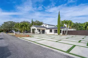 20221 SW 318th St, Homestead, FL 33030 - Photo 3