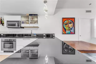 7929 West Dr, North Bay Village, FL 33141 - Photo 9