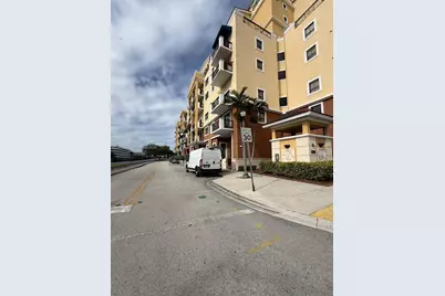 8390 SW 72nd Ave #520, Miami, FL 33143 - Photo 3