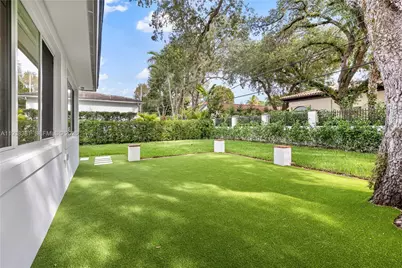 6011 Maynada St, Coral Gables, FL 33146 - Photo 23