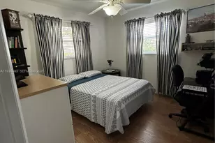 2420 Park Ln, Hollywood, FL 33021 - Photo 13