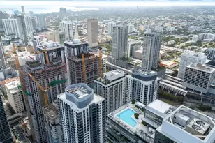 11 NE 6th St, Miami, FL 33132 - Photo 53