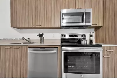 740 Meridian Ave #25, Miami Beach, FL 33139 - Photo 11