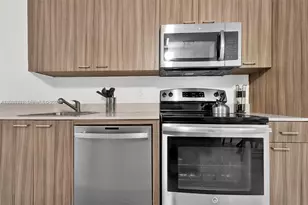 740 Meridian Ave, Miami Beach, FL 33139 - Photo 11