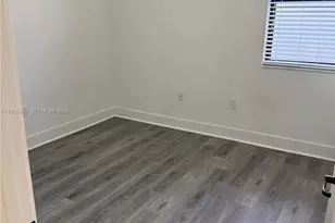 3299 W 96 Pl, Hialeah, FL 33018 - Photo 17