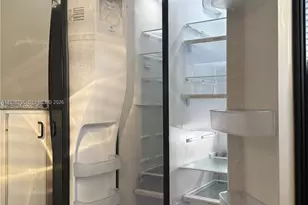 10101 W Okeechobee Rd, Hialeah Gardens, FL 33016 - Photo 9