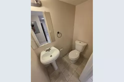 1990 NW 4th Ct #7, Miami, FL 33136 - Photo 15