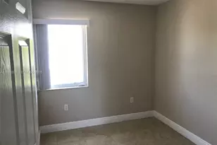 1990 NW 4th Ct, Miami, FL 33136 - Photo 11