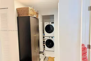 10950 NW 82nd St, Doral, FL 33178 - Photo 15