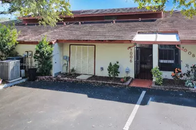 7006 N Loch Isle Dr N, Miami Lakes, FL 33014 - Photo 5