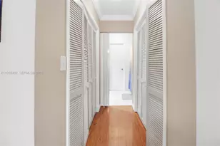 7006 N Loch Isle Dr N, Miami Lakes, FL 33014 - Photo 31