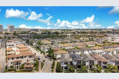 8279 NW 43rd St, Doral, FL 33166 - Photo 35