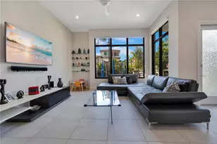 8279 NW 43rd St, Doral, FL 33166 - Photo 7