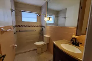 4756 SW 7th St, Miami, FL 33134 - Photo 7