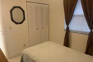 10402 Sunrise Lakes Blvd, Sunrise, FL 33322 - Photo 7