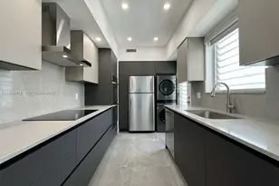 9101 E Bay Harbor Dr, Bay Harbor Islands, FL 33154 - Photo 23