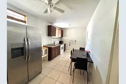 465 NE 157th Ter #2, Miami, FL 33162 - Photo 3