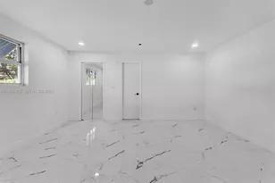 860 NW 207th St, Miami Gardens, FL 33169 - Photo 13
