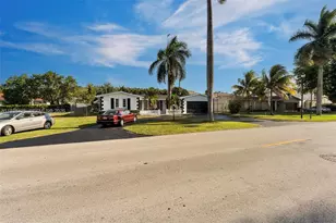 860 NW 207th St, Miami Gardens, FL 33169 - Photo 39