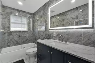 860 NW 207th St, Miami Gardens, FL 33169 - Photo 21