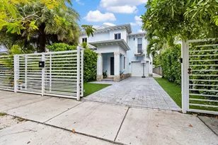 2930 Catalina St, Miami, FL 33133 - Photo 3