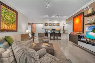 9725 NW 52nd St, Doral, FL 33178 - Photo 11