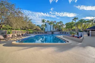 9725 NW 52nd St, Doral, FL 33178 - Photo 35