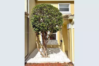 1355 NW 154th Ln #1355, Pembroke Pines, FL 33028 - Photo 51