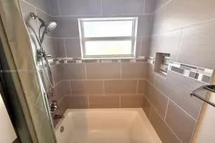 1355 NW 154th Ln, Pembroke Pines, FL 33028 - Photo 37