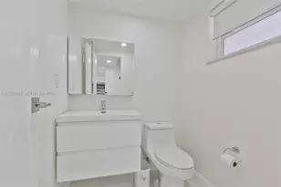 100 Edgewater Dr, Coral Gables, FL 33133 - Photo 5