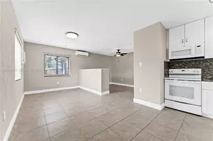 157 Curtiss Pkwy, Miami Springs, FL 33166 - Photo 27