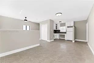 157 Curtiss Pkwy, Miami Springs, FL 33166 - Photo 39