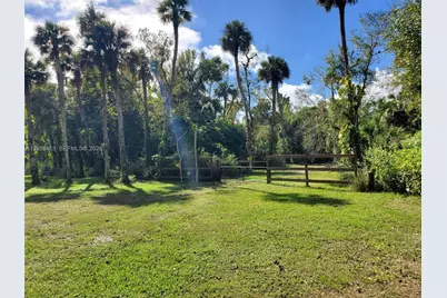 671 Live Oak Ln, Labelle, FL 33935 - Photo 65
