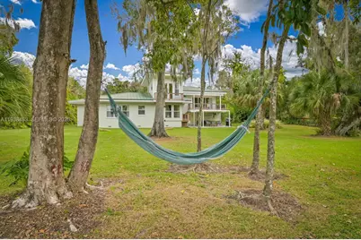 671 Live Oak Ln, Labelle, FL 33935 - Photo 5