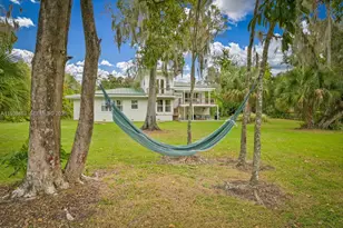 671 Live Oak Ln, Labelle, FL 33935 - Photo 5