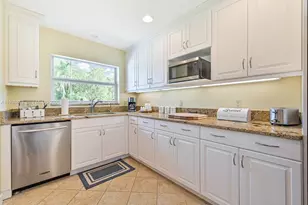 671 Live Oak Ln, Labelle, FL 33935 - Photo 23