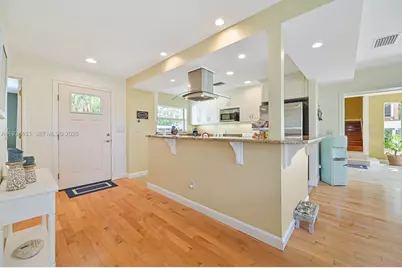 671 Live Oak Ln, Labelle, FL 33935 - Photo 9