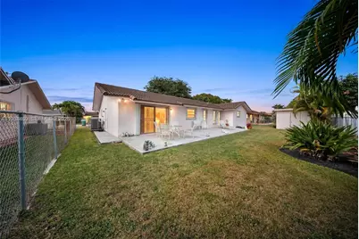 521 SW 99th Ave, Miami, FL 33174 - Photo 51