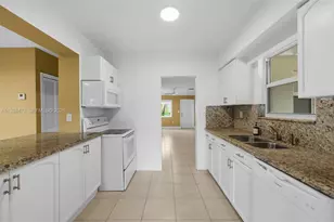 6086 SW 20th St, Miami, FL 33155 - Photo 11