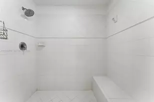 10710 NW 66th St, Doral, FL 33178 - Photo 31