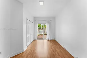 10710 NW 66th St, Doral, FL 33178 - Photo 11