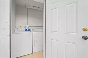 550 NE 68th St, Miami, FL 33138 - Photo 15