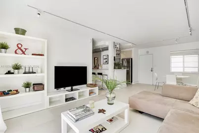 201 Jefferson Ave #2E, Miami Beach, FL 33139 - Photo 3