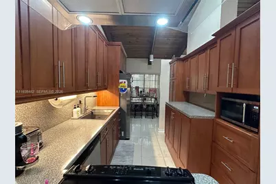 3415 Freedom Dr, Hollywood, FL 33021 - Photo 17