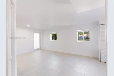 3360 SW 6th St #Bottom, Miami, FL 33135 - Photo 9