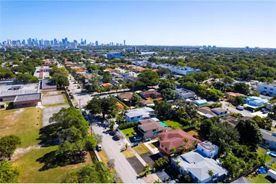 3360 SW 6th St #Bottom, Miami, FL 33135 - Photo 15