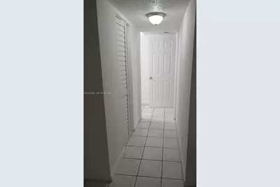 460 E 23rd St #319, Hialeah, FL 33013 - Photo 19