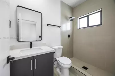 601 NW 3rd Ave, Hallandale Beach, FL 33009 - Photo 13