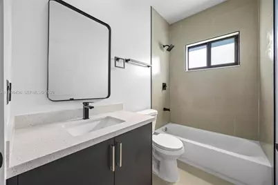 601 NW 3rd Ave, Hallandale Beach, FL 33009 - Photo 11