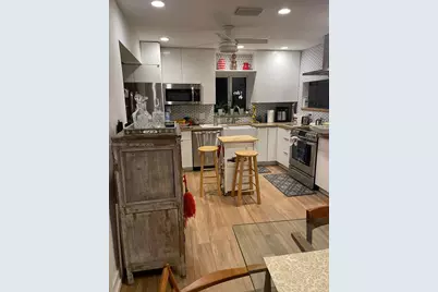 830 NE 70th St, Miami, FL 33138 - Photo 3